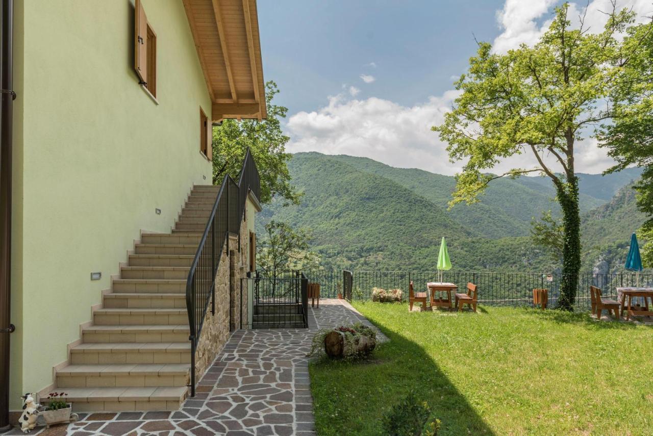 Nonno Bigi Rosa Apartment Tremosine Екстериор снимка